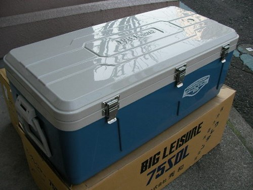 店頭価格が超特価!!秀和ビックレジャー75Lクーラーボックス　カツオマグロ、遠征釣り