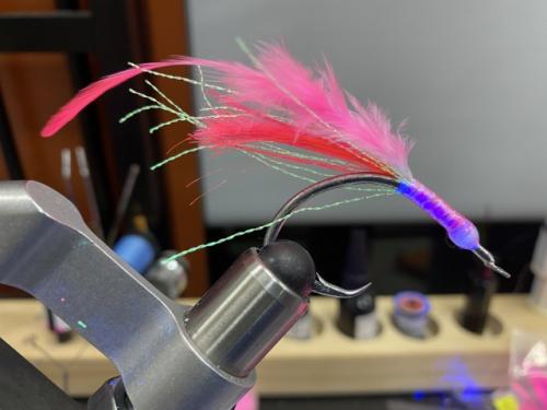 ベニアコウ用ピンク毛針ムツ26号1本