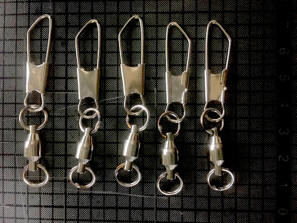 スナップ付ボールベアリング6x6、4個入り　コマセキハダ、スルメイカ