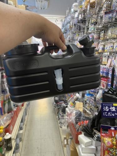 持ち運び便利釣り場簡易敵手洗いにウォータータンク5L LE330