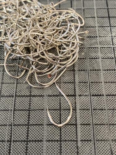 ハリス3号以下で狙うシマアジに!南方チヌ4号10本