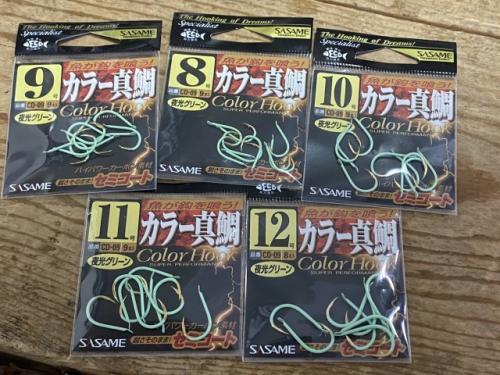 濁りの潮にささめ針カラー真鯛