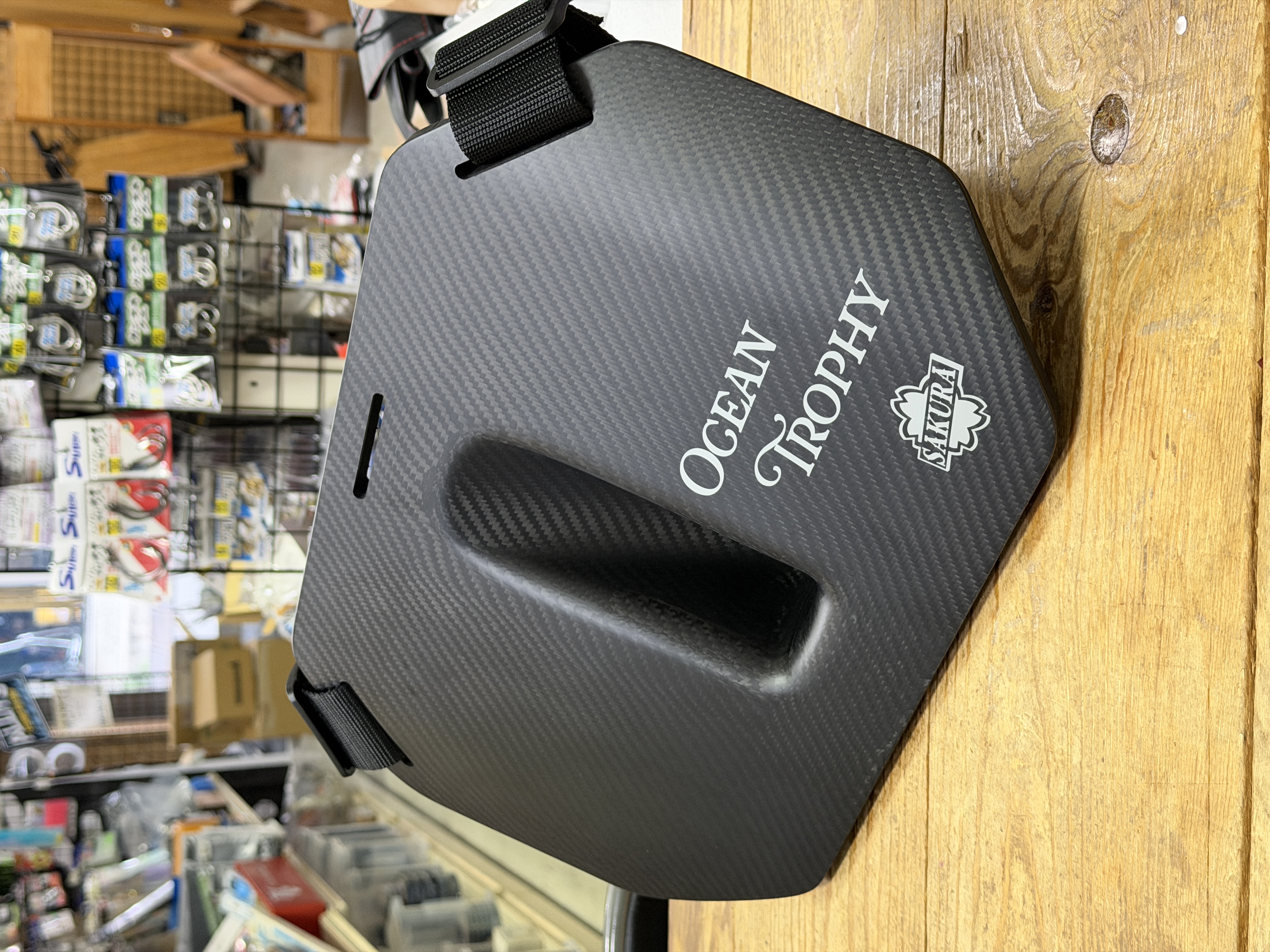 OCEAN TROPHY カーボンギンバル