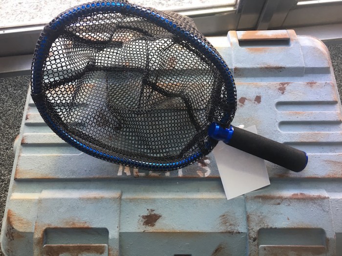 イワシ、アジ、チビムロ用コンパクトネットキハダライブベイトにも