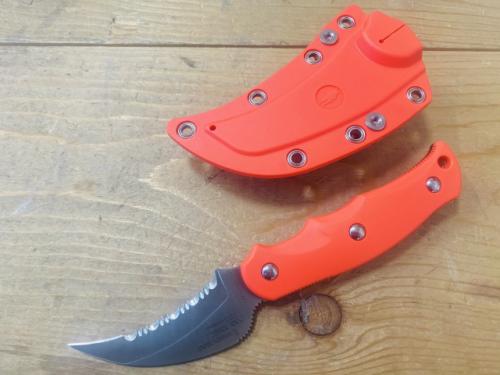 Gサカイサビナイフ9シャークレイ朱(活魚締め具)